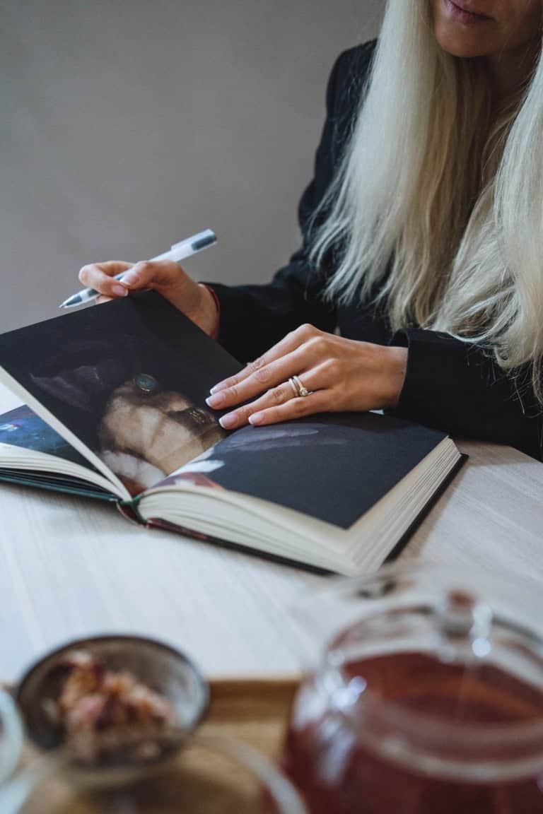 Užrašinė kaip prasminga dovana: kodėl karališka istorija yra geriausios lauktuvės iš Lietuvos?