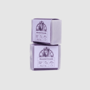 Du sukrauti kieto muilo „Aksominė levanda“ 50 g gabalėliai su violetinėmis etiketėmis
